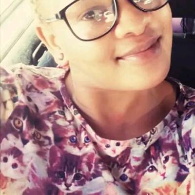 Dora Lehlohonolo Molefe