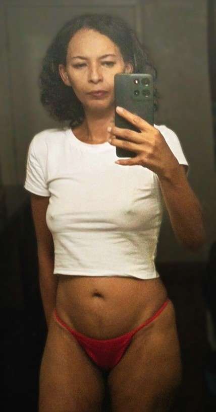 Stoney’s Sultry Spell: Unleash Your Desires