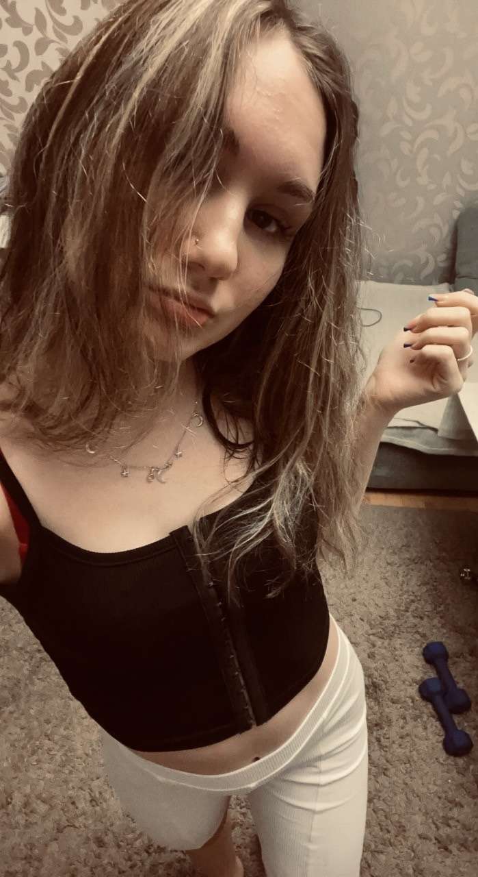 Available to fuck Rn🍆🍑💦