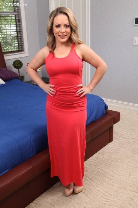 40 years old PROFESSIONAL, INDEPENDENT, MATURE MASSEUSE, I OFFER ALL KINDS OF MASSAGE\HAPPY ENDING TO YOUR BEST SATISFACTION