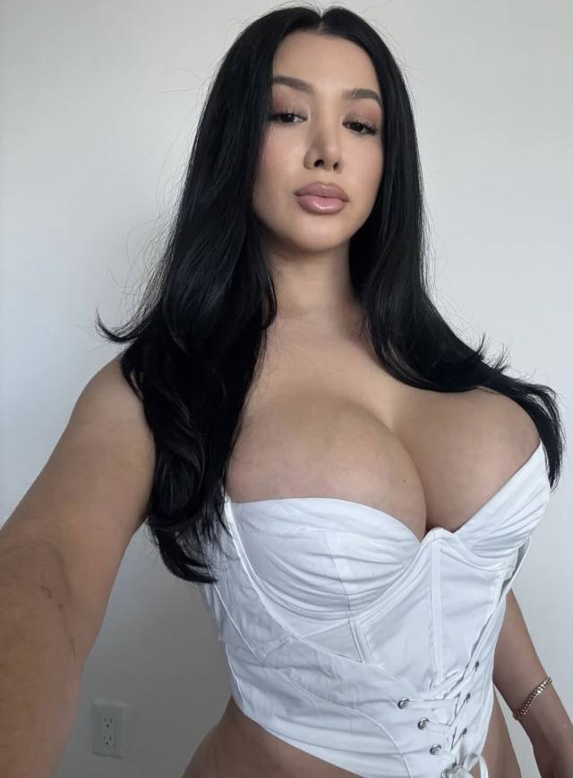 ✅ PAYMENT 💕 ACCEPTED ⭕️ IN PERSON  I OFFER FUN ,MASSAGES ,SELL ALL KINDS OF DRUGS,AND 🥵 PILLS 💊 💕 I ALSO SELL NUDE PICS AND V