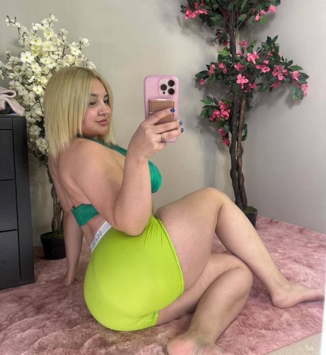 Hey💐😍Down to fuck 💦slide in let’s get nasty🔥🥵 extra 30 minutes✨for new clients MEET ME AND FIND HAPPINESS AND SATISFACTION. c