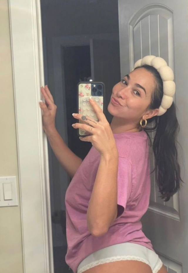 Seeking for friends with benefits