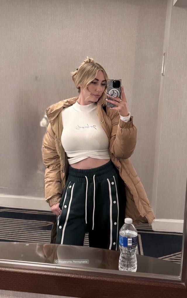 I’m the type you don’t come across often—classy, ambitious, and a little bit addictive. I live well, work smart, and enjoy th