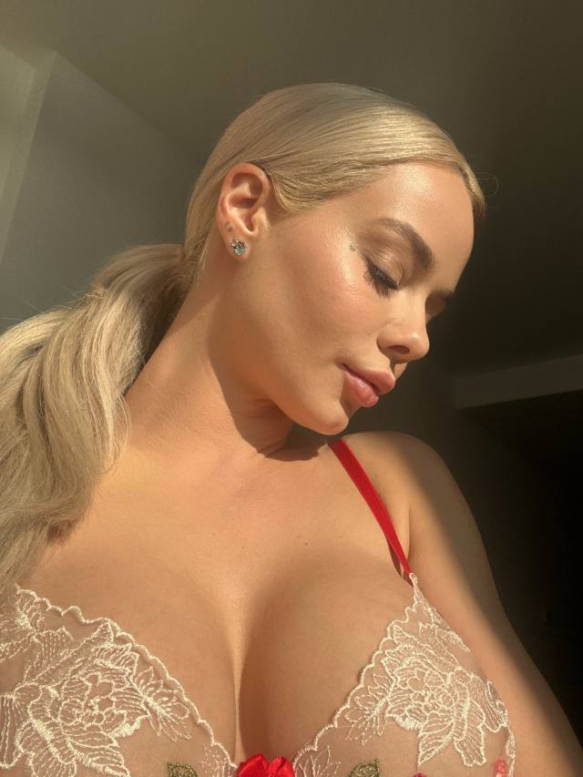 Hi, I’m Angel. I’m easygoing, kind, and love meaningful conversations. I enjoy connecting with people, sharing good energy, a