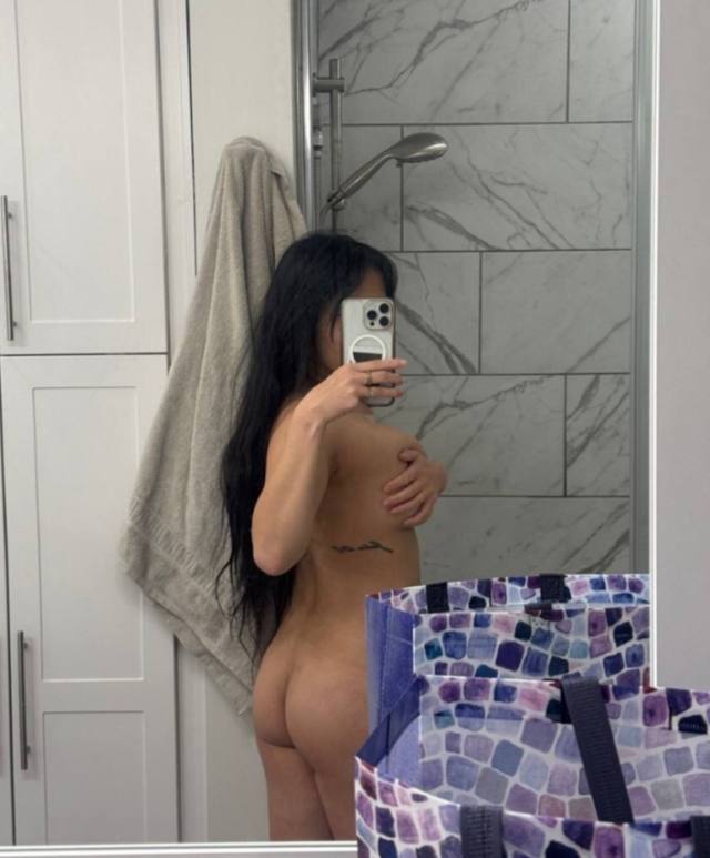 100$ I offer a variety of sexual services, 8542342042 including bareback, anal, and oral sex, reverse cowgirl, doggy style, b