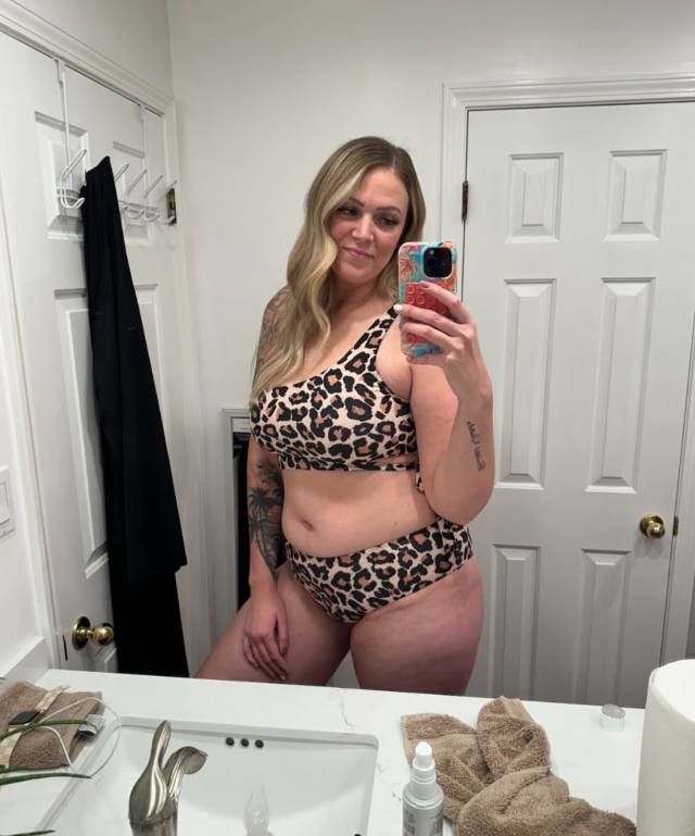 Any sub interested in meeting up for hookup session?WhatsApp :+16163863661👈☎️ message my WhatsApp I’m available now for incal