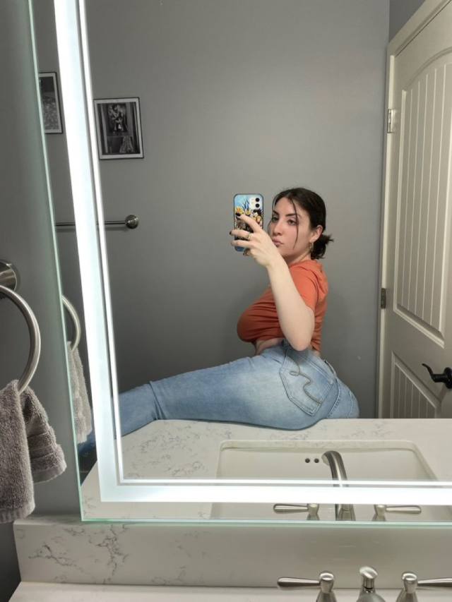 I am single mom of 1,  I really want some kinky and nasty sex right now, incall or outcall you must know how to fuck, down fo
