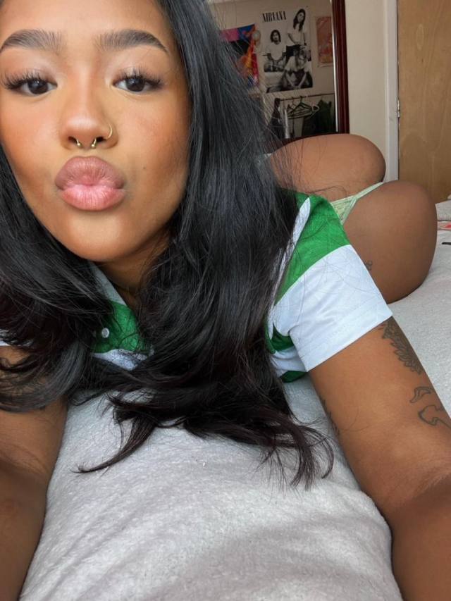 PAYMENT IN PERSON . 🍆🍆🍑🍑🍆💦💦💦💋💋HOT GIRL LOVES DOGGY STYLE. READY 4 SU'CK & FU'CK
