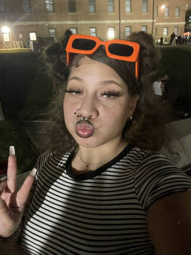 Looking for a discreet, enjoyable connection with someone mature and drama-free. Seeking casual fun to complement what’s miss