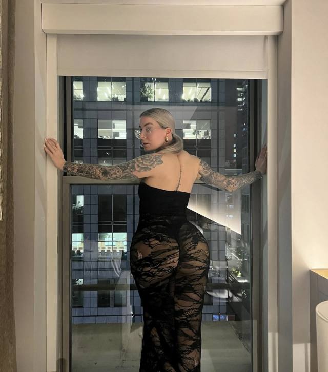 I am I am available for hookup both incall and outcall🍆👅🍑💦 TEXT OR CALL 📞 (