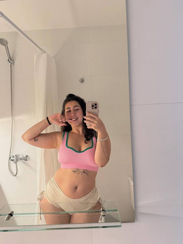 I ACCEPT PAYMENT IN PERSON I’M ALL YOU NEED BBY!I’M DTF I’M HORNY RN SNAPCHAT auora_vardi