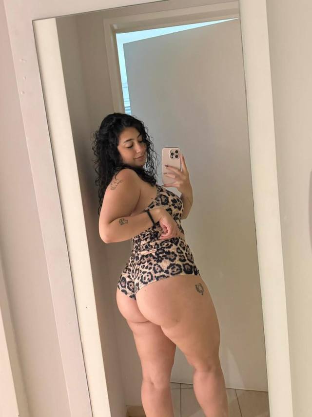 I ACCEPT PAYMENT IN PERSON I’M ALL YOU NEED BBY!I’M DTF I’M HORNY RN SNAPCHAT auora_vardi