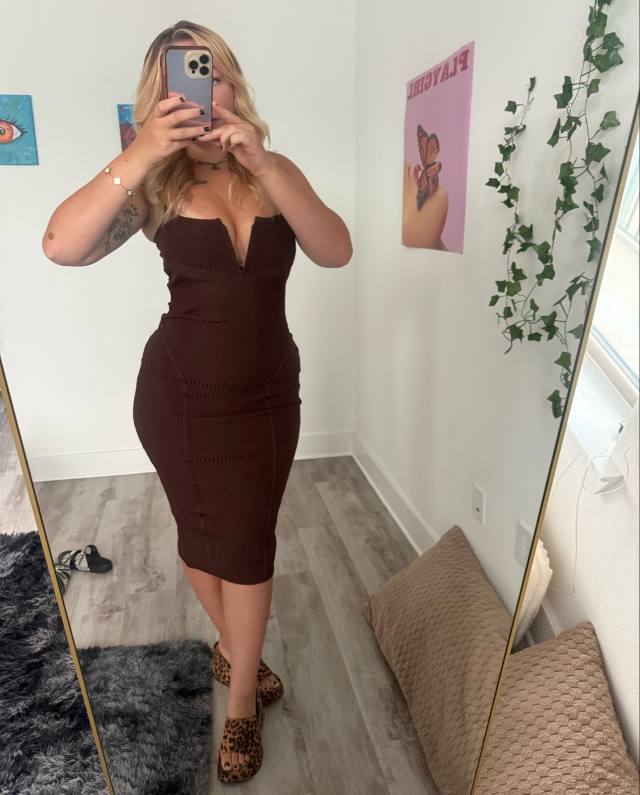NO PAYMENT, NO PRESSURE JUST A NAUGHTY SINGLE MOM READY TO PLAY 😈 IF YOU CAN HANDLE IT AND KNOW HOW TO USE THAT 🍆, LET’S HAVE