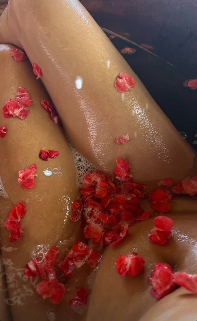 I’m Available For Hookup 🛌, Nuru Massage 👅, Bareback🤩, Blowjob, Full Satisfaction Services.