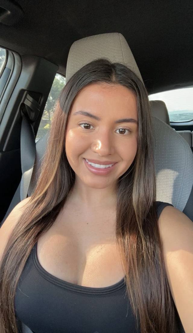SEXY GIRL WITH A NICE BOOTY🤩🍑HORNY GIRL & LOVE SQUIRTINGoral 👅 Blow jobs, Bareback, Doggy, Hardcore, Cow girl, fast ride,
