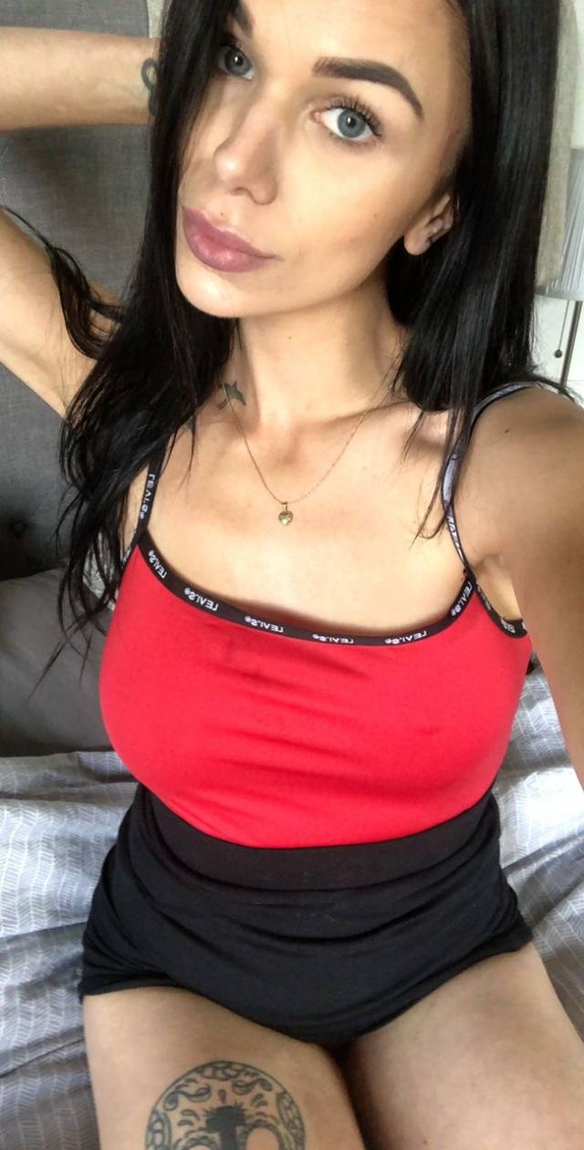 NO PAYMENT REQUIRED- SEXY SINGLE MOM FOR MEET AND FUCK AS LONG AS YOU KNOW HOW TO USE YOUR DIVK 🍑🍑💦💦🍆