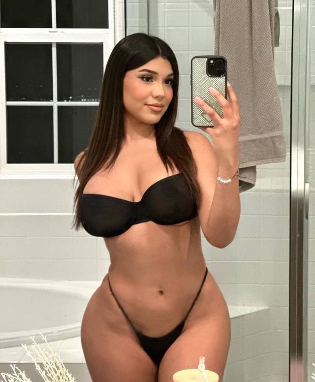 HMU on Telegram @nialuv00👿👿👅 💄Text my number +1(480)205-1278 💅 Text my WhatsApp +1(480)205-1278