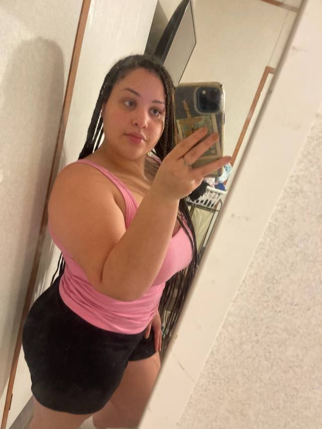 HOT WET💦 PUSSY AVAILABLE 👅💦FOR HOOKUP 🔥BOTH INCALL AND OUTCALL & CAR 🚘 FUN 🤩🍑👅