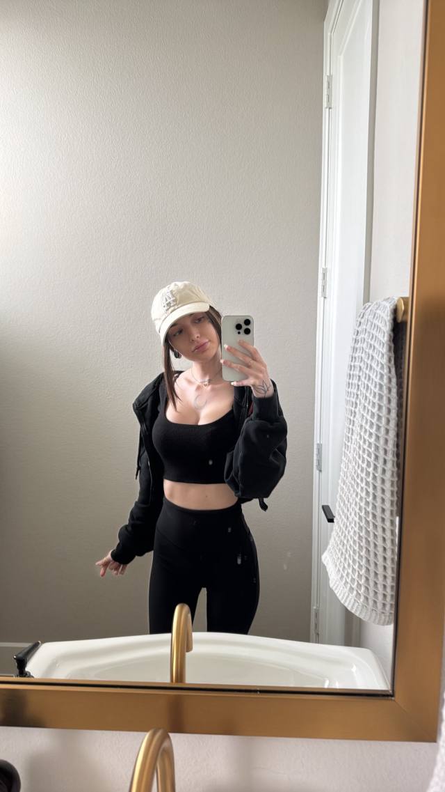 DOWN TO FUCK 😋