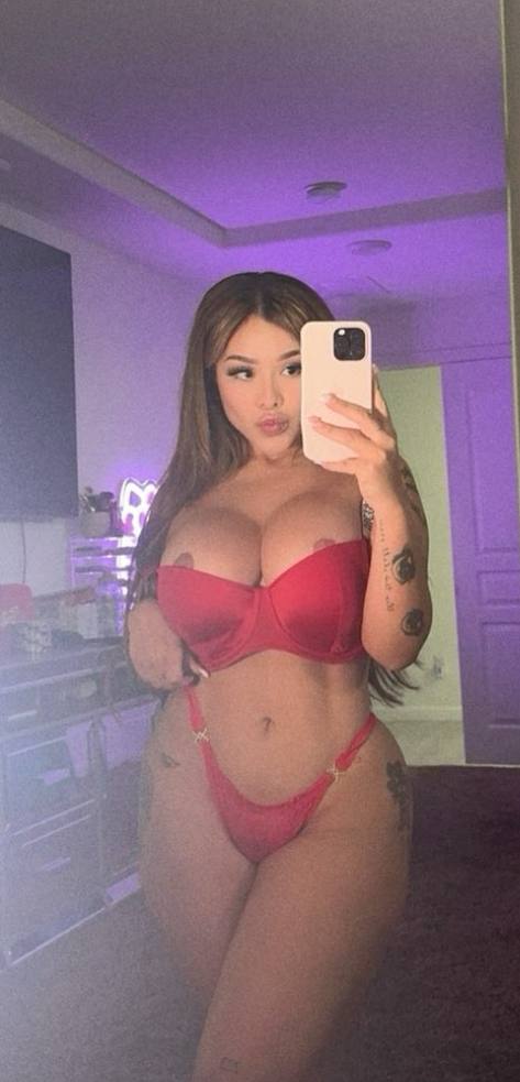 NO PAYMENT REQUIRED- SEXY SINGLE MOM FOR MEET AND FUCK AS LONG AS YOU KNOW HOW TO USE YOUR DICK 🍆🍑🍆💦.