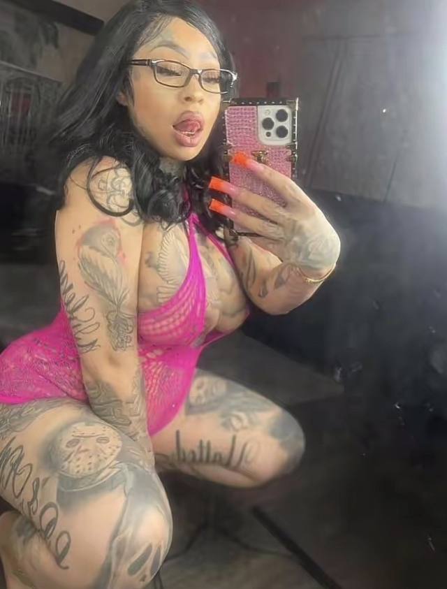 ✨ Susan – Your Discreet & Unforgettable Companion ✨
