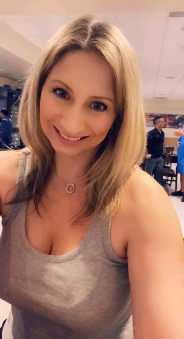 LOOKING FOR LOVE
