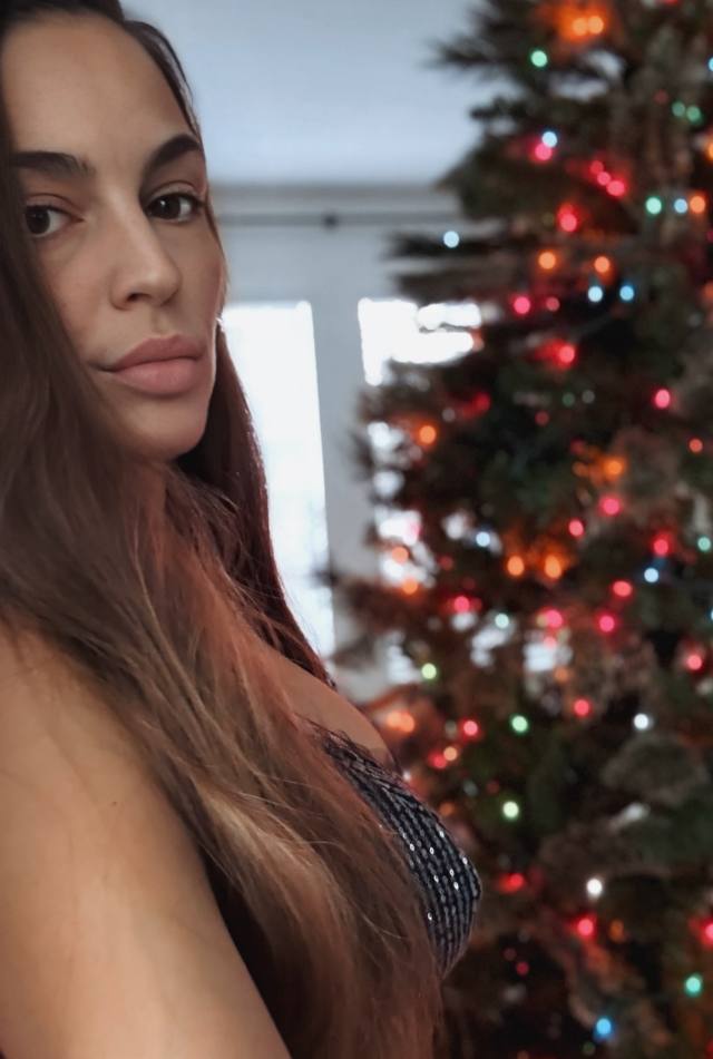 Hi available for hookup