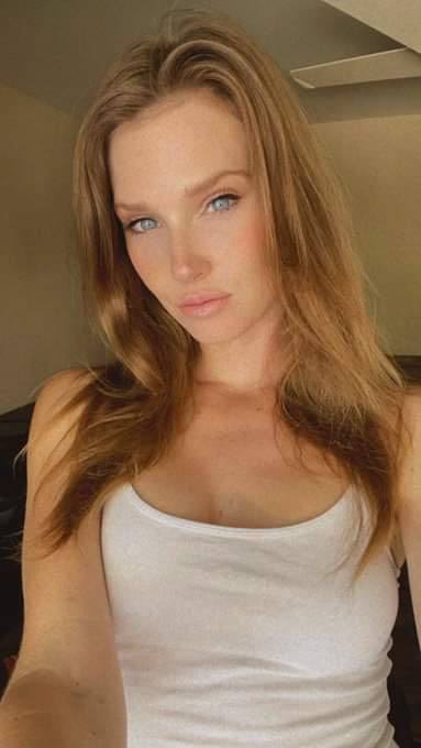 I'm homeless and a begger Don't text me to tease me am here for something serious I hate shit😢😪Text my :.Hotline☎️:+1 (732) 3
