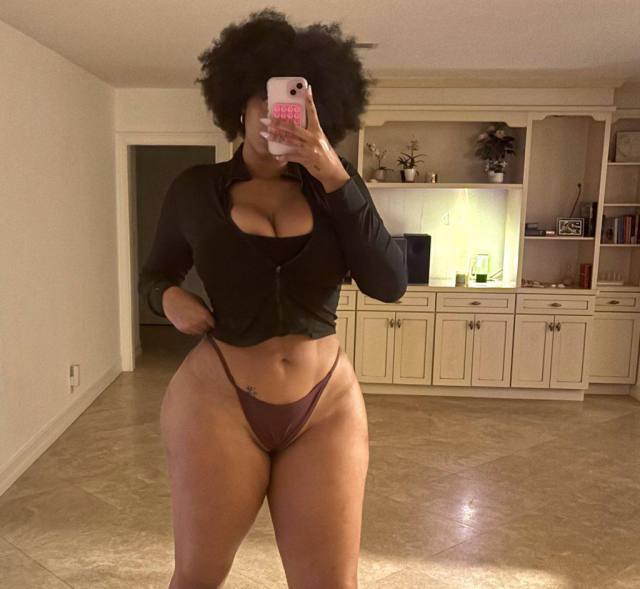 AVAILABLE for HOOKUP😘. I'm so horny now , I ACCEPT Half PAYMENT and I come over to meet you 💰✅) I’M DTF 🍆🍑 ✍️…Text Me 💬 on za
