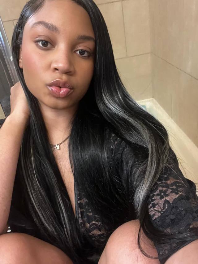 Hey sweetie 🥰 I’m open and looking for nearby fun 🥵🥵 HMU buddy 🤤