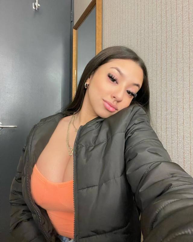 I CAN COME TO YOU BABY 😌🍑