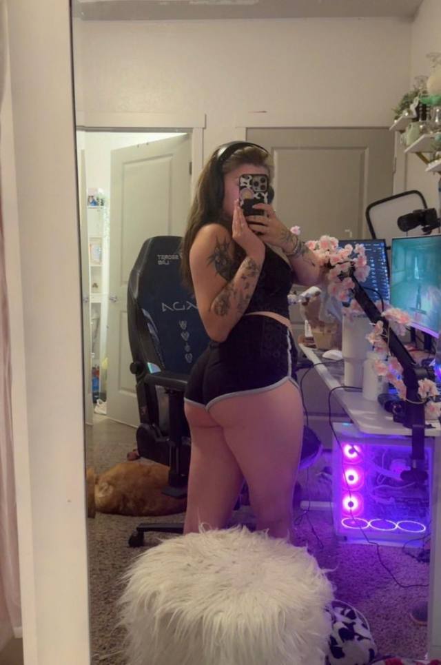 Available to FUCK