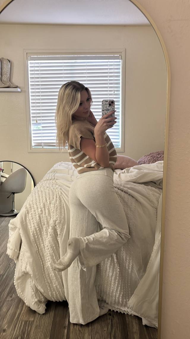 BARE-BACK👅, ANALs, Discreet😇 DOGGY🍑 69♋ Missionary & ANY TYPE OF FUN YOU WANT💦🍆 Call me or WhatsApp me +1 336-377-1066