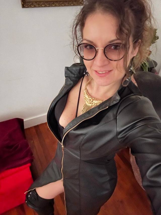 Looking for a serious relationship with a serious man