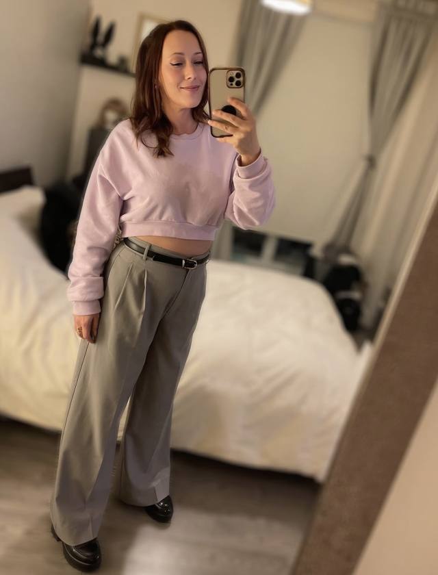 DINNER NIGHT OUT WIT ME,DONT WORRY BILLS ON ME