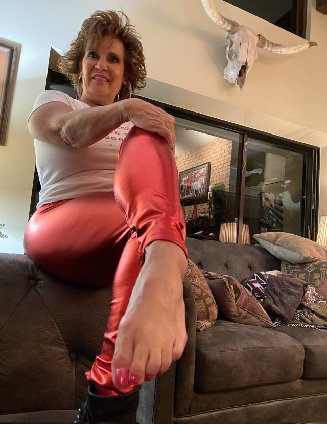 60+ Yrs RICH 💵 LONELY HORNY WIDOW Ready to satisfy 🍆💦 🍆🤤 💚 TIRED OF FAKE ADS ? I’m NEW HERE & REAL 😋