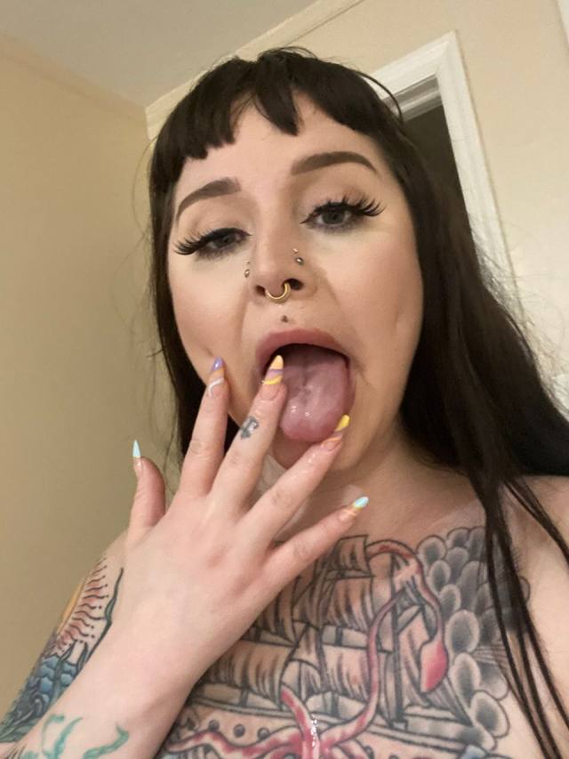 Am available to fuck Got a menu  no builshit.  Telegram @katehills72