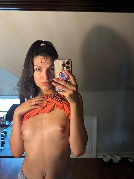 Daytime & Night time Hookup My Place or Your Place. Text me now for SEXTING and my hot premium content and facetime fun