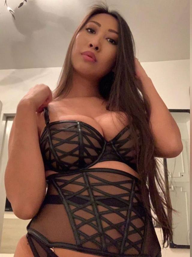 I’m all yours to 💯🍆💦💦💦 cum with me and an extra free hour for you any day if you can make me cum +1(540) 295-2107