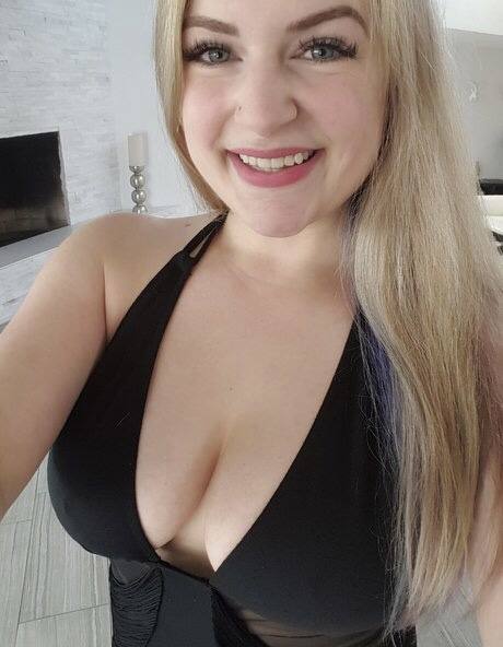 body massages with happy endings both in/outcall.   6465700946 will satisfy you with my full Service