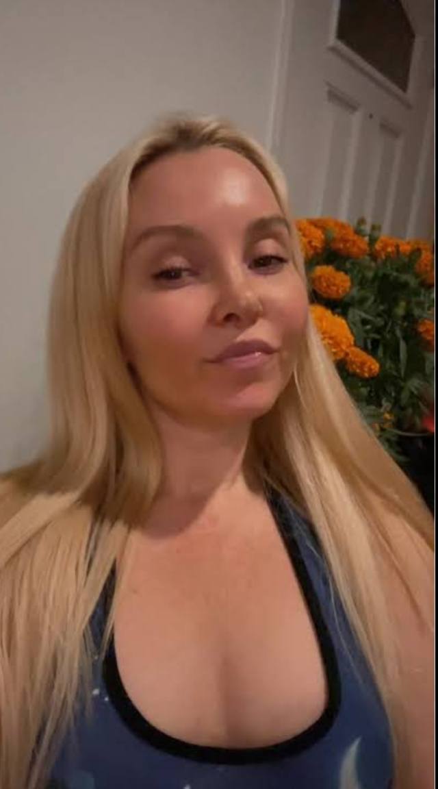 🌟 Discover Dowse: Your Perfect Getaway! 🌟 Hello, I’m Dowse, a lively 26-year-old ready to turn your day into something extrao