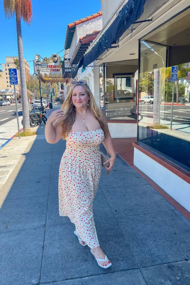 SUGAR MOMMY