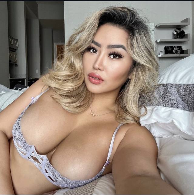 I’m available for hookup and body massage ❤️