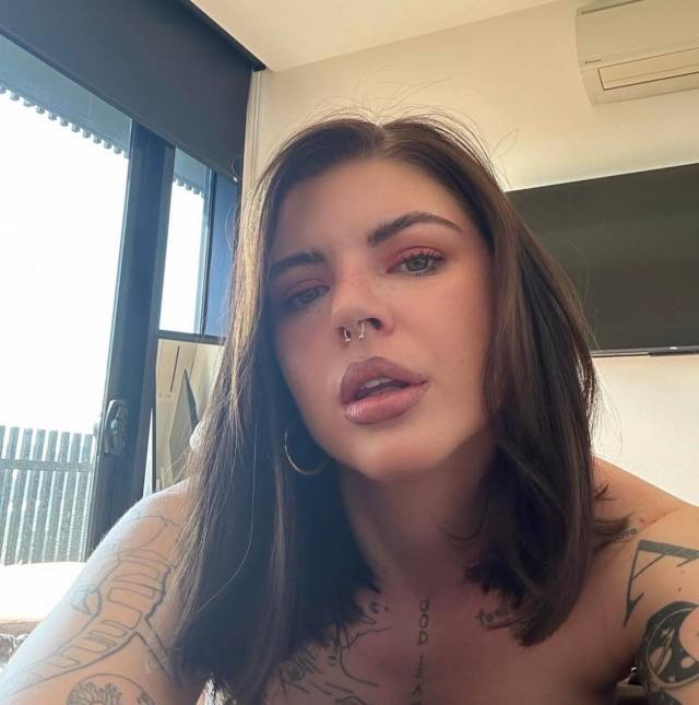 Horny Queen💘Available For Hookup💘Incall/Outcall/🚗Carfun💦Available 24/7. sex with different hot skills 🥵am very clean 🧼