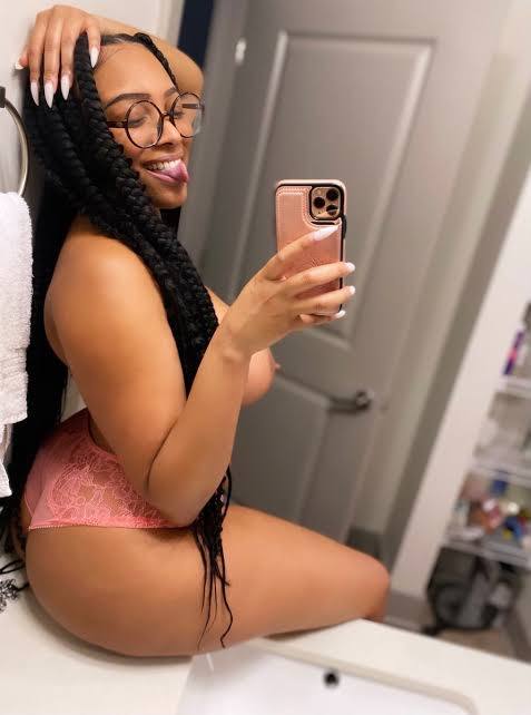 Horny wet pussy
