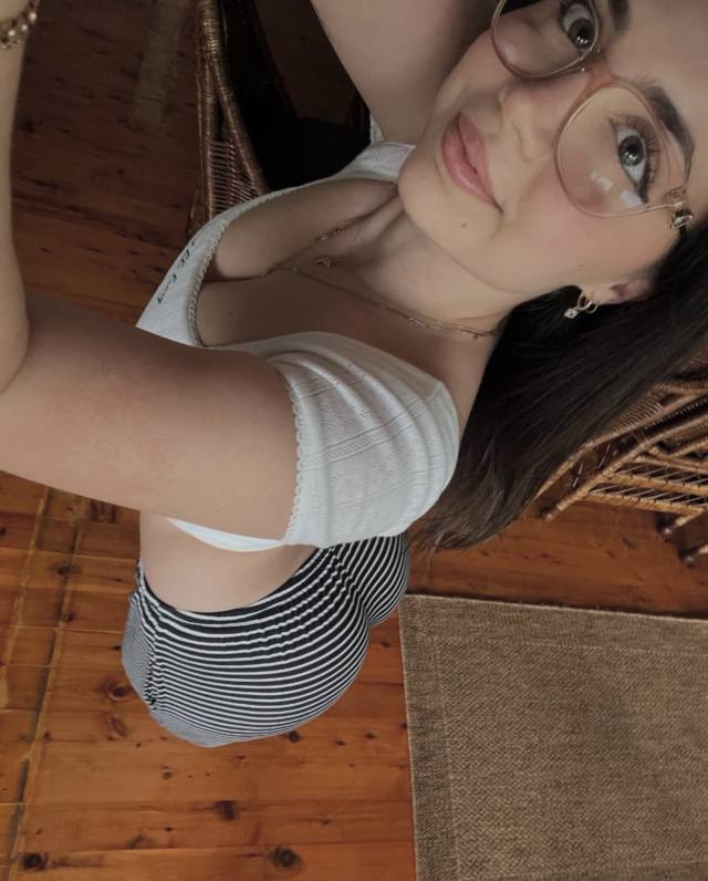 !! AVAILABLE!! NOW LETS PLAY  FOR  INCALL OUTCALL  ALSO AVAILABLE FOR FACETIME FUN AND I DO SELL CONTENT.
