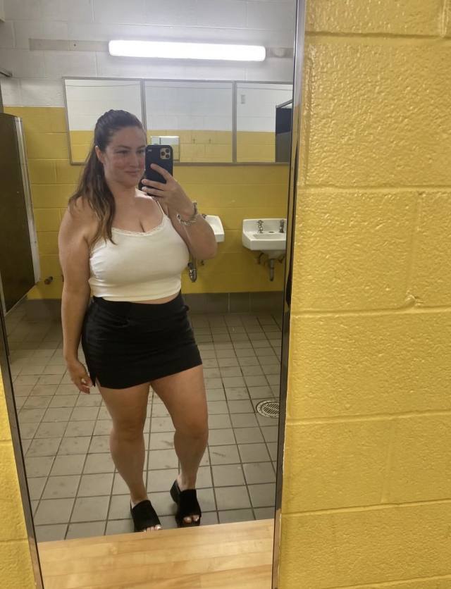 HOOKUP & SEXY BODY MASSAGE💕✨PRETTY*** WET GIRL💗✨SAFE💕 💯LEGIT✨💕 SKILLED🍆 😛💙EXOTIC 💦 💯 % Real & Ready Now 👅🍭 Naughty Fun 💋 My P