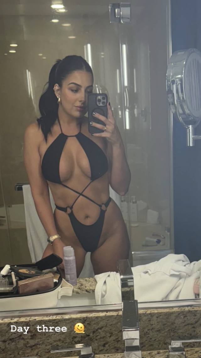 I'm looking for a casual physical relationship – strictly friends with benefits I need someone to fulfill my sexual needs🍆😍