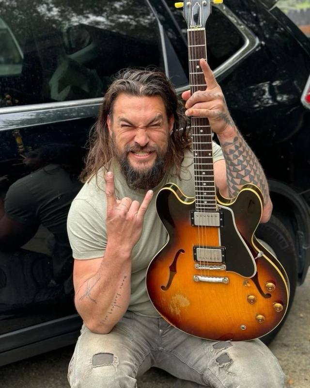 AQUAMAN
